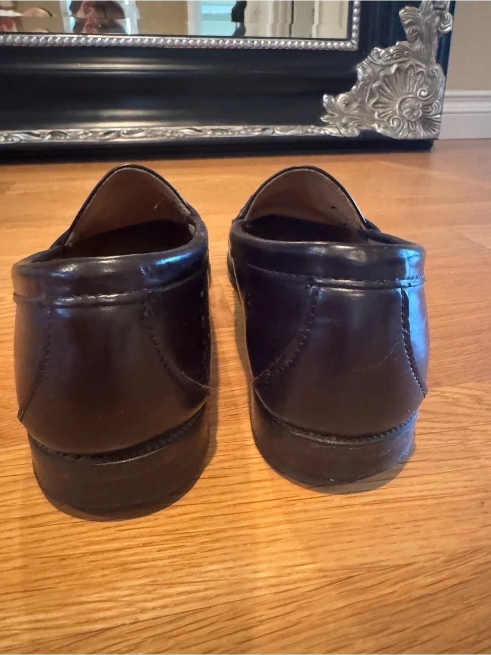SEBAGO Men's Penny Loafers. Burgandy Leather Hand Sewn. Made in USA.  10.5